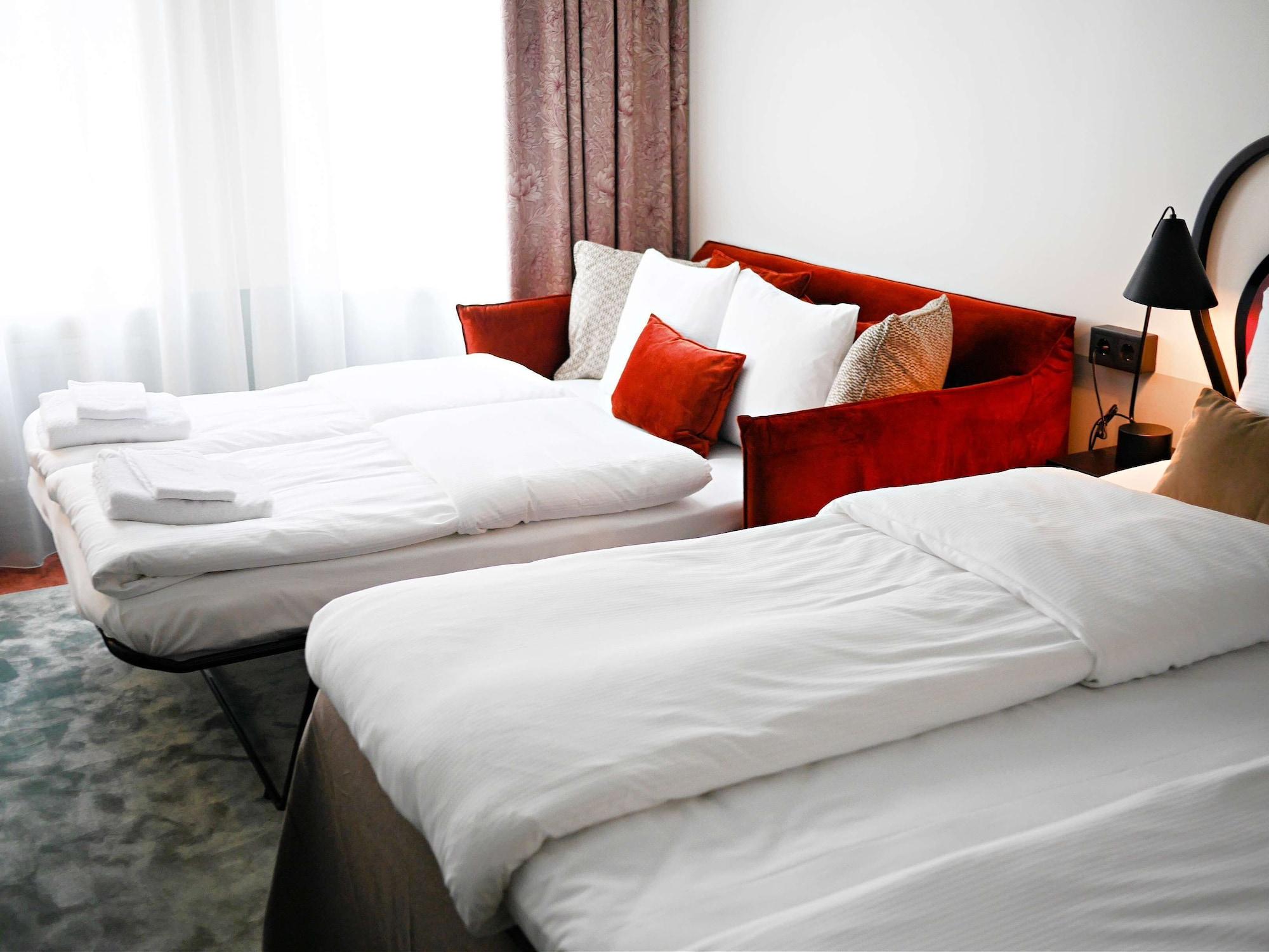 Hotel Gio; BW Signature Collection Solna Bagian luar foto